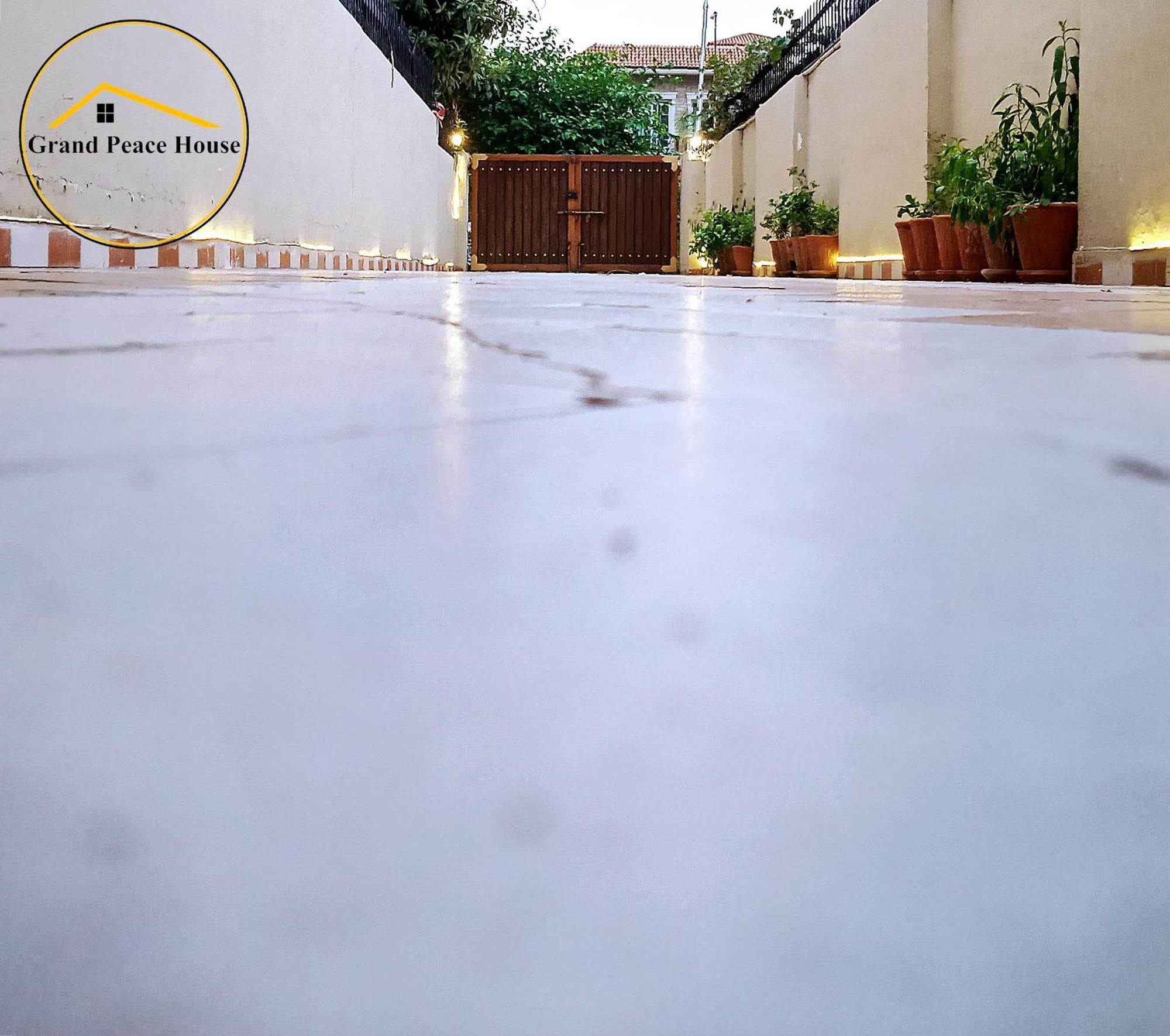 Grand Peace House I Bed and Breakfast Islamabad Buitenkant foto